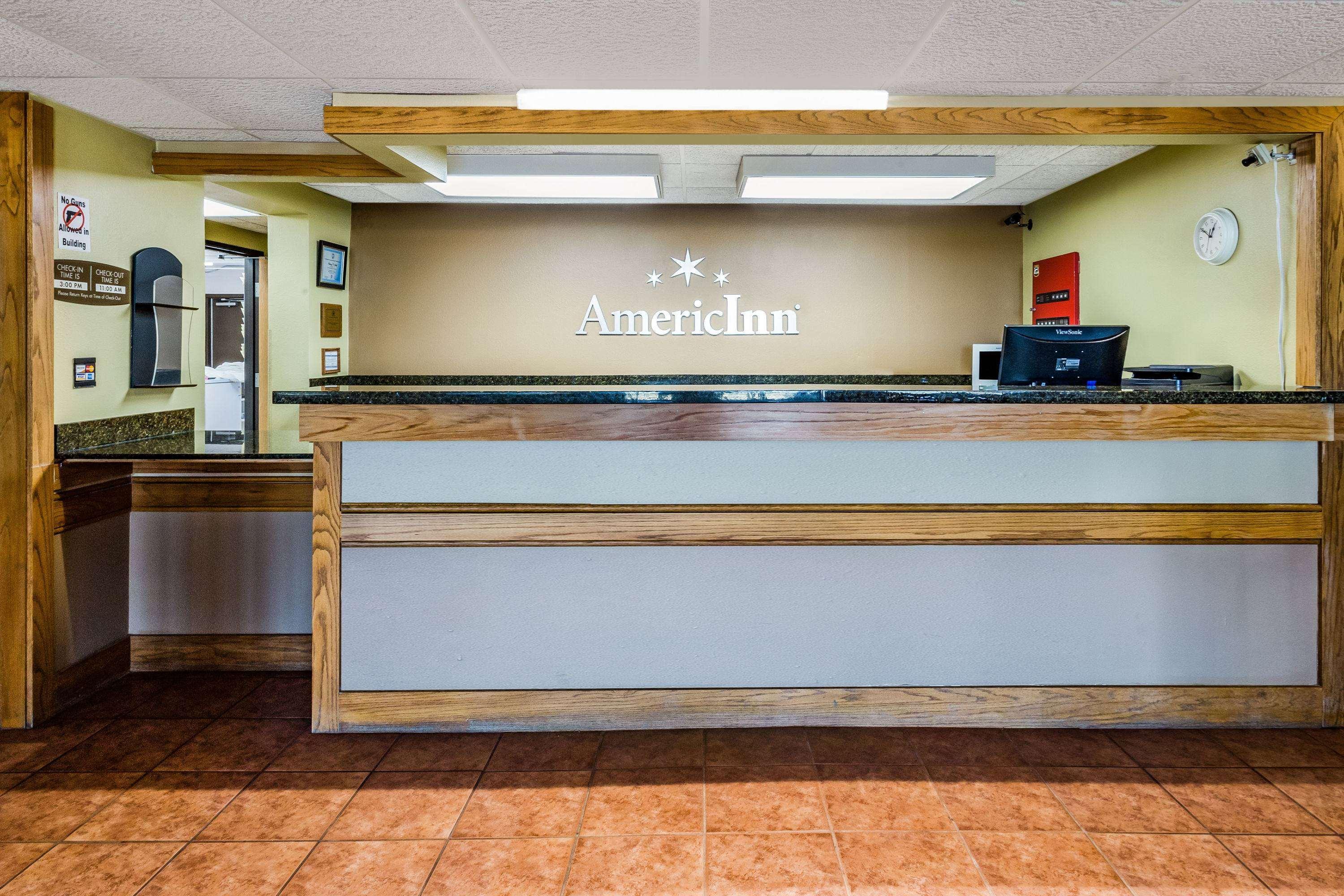 Americinn By Wyndham Blue Earth Exteriör bild